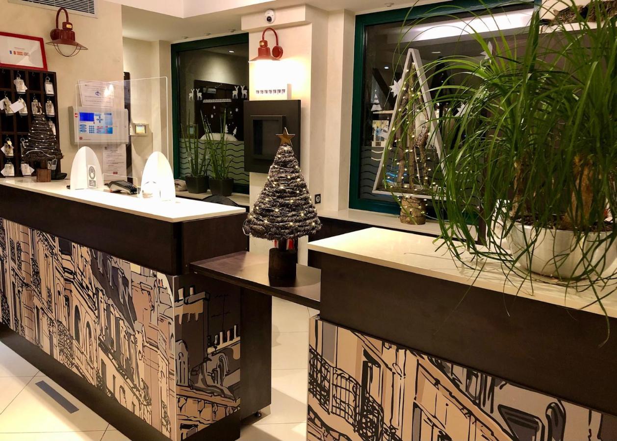 Hotel Amiral-fondary Parigi