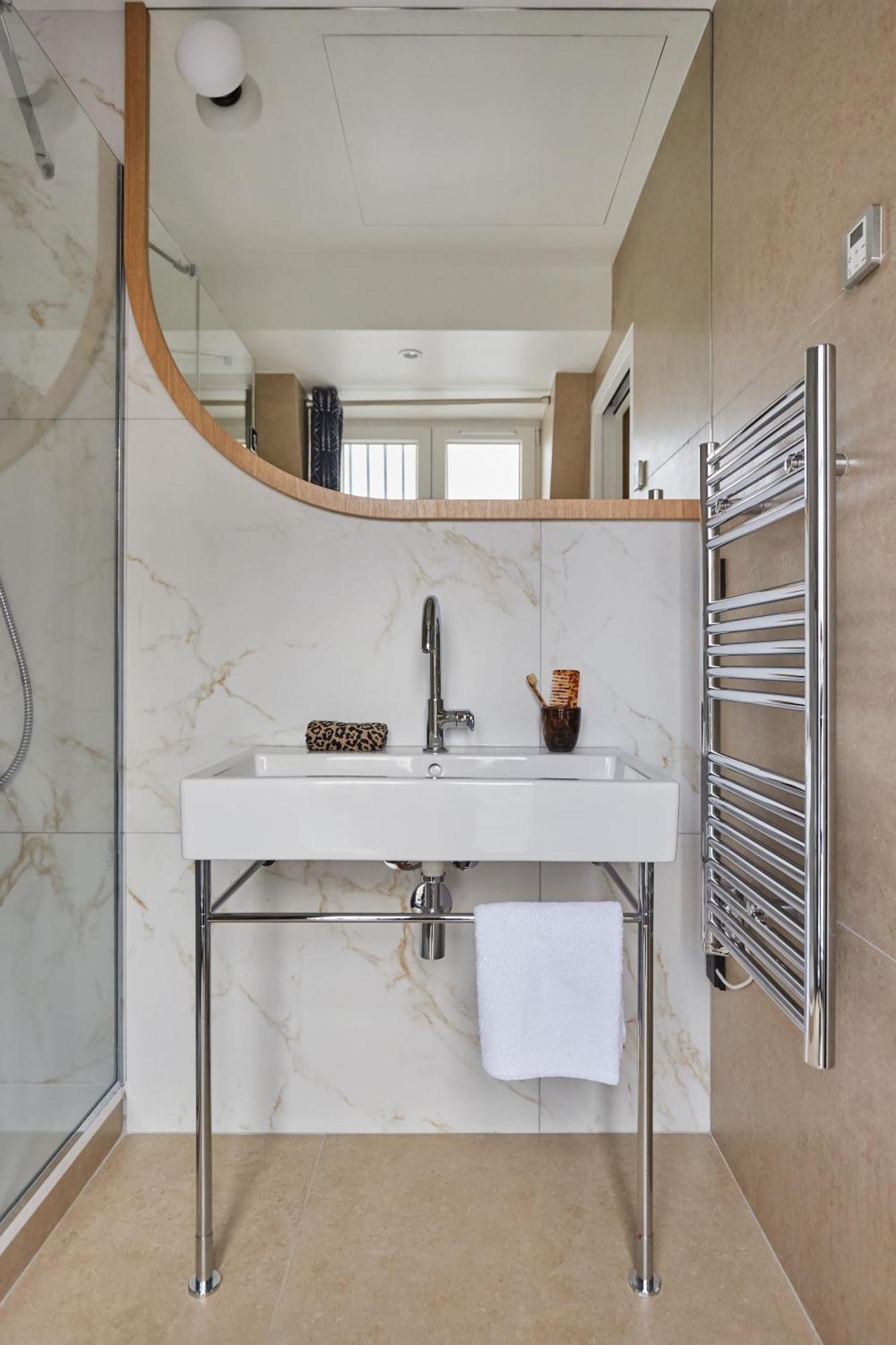 Amiral-fondary Hotel