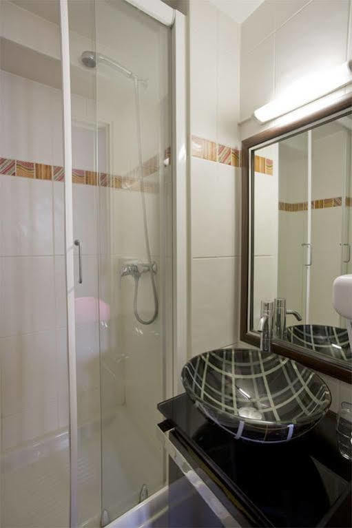 Amiral-fondary 3* Parigi