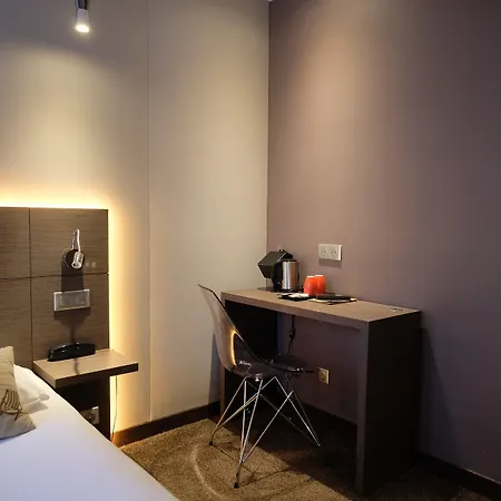 Hotel Amiral-fondary Parigi